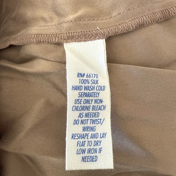 Urban Outfitters 100% Silk Taupe Shirtdress (S) - Picture 4 of 4